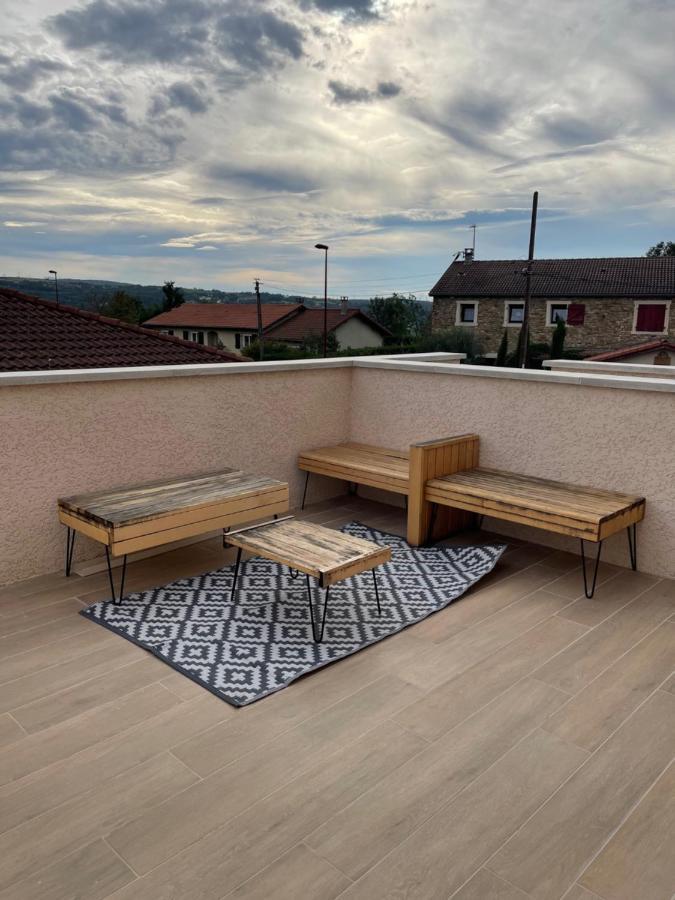 La Parenthese Balneo T2 Cosy De 40M² Avec Terrasse Apartment Ternay  Exterior photo